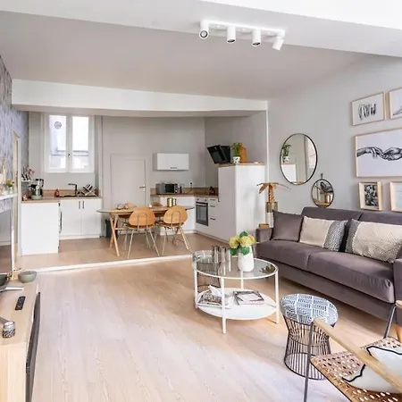 - Saint Nicolas Bleu - Ci - Hypercentre *